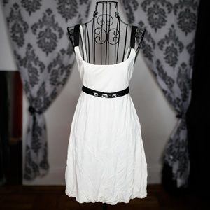 Vtg Mini off white bubble bottom off white dress